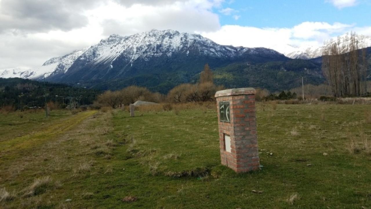 Terreno en El Hoyo - 20000