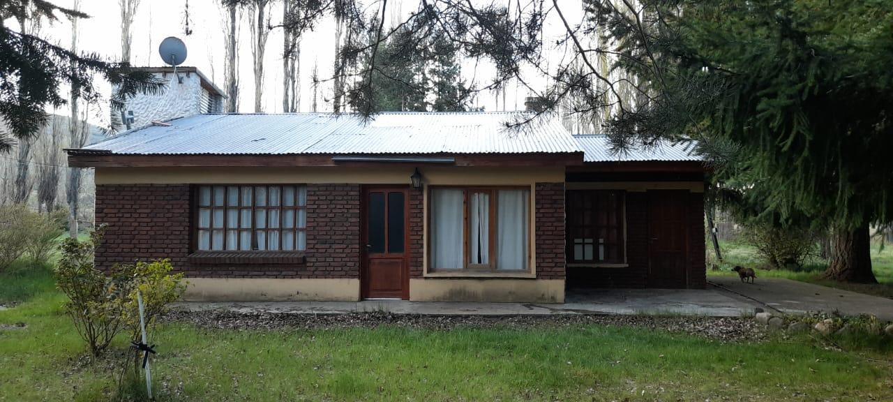 Casa en El Maitén - 160000